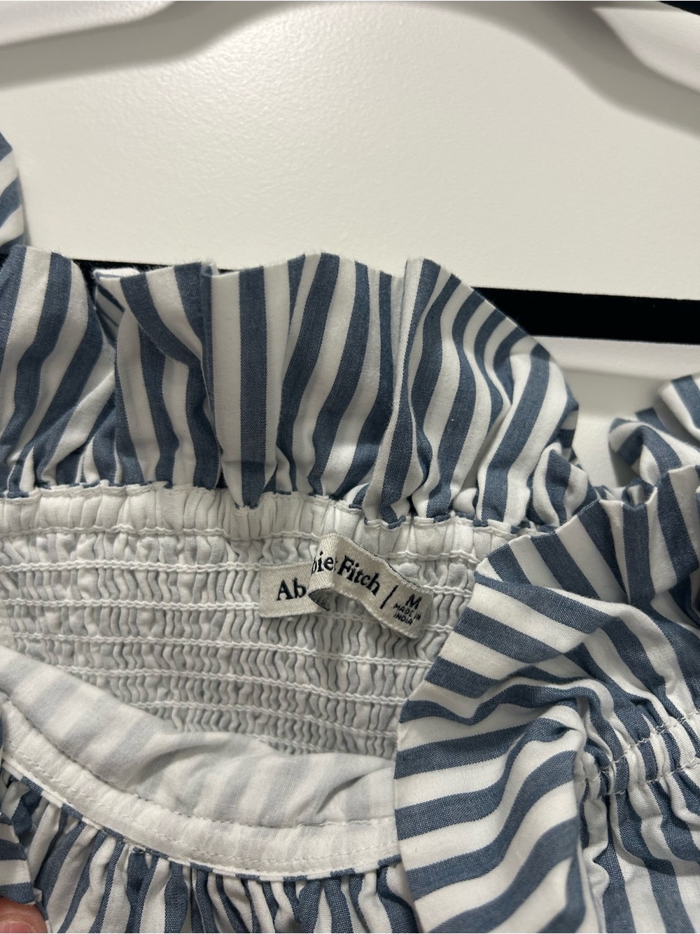 Abercrombie Off-the-Shoulder Striped Midi Dress – Size M - Picture 6 of 8